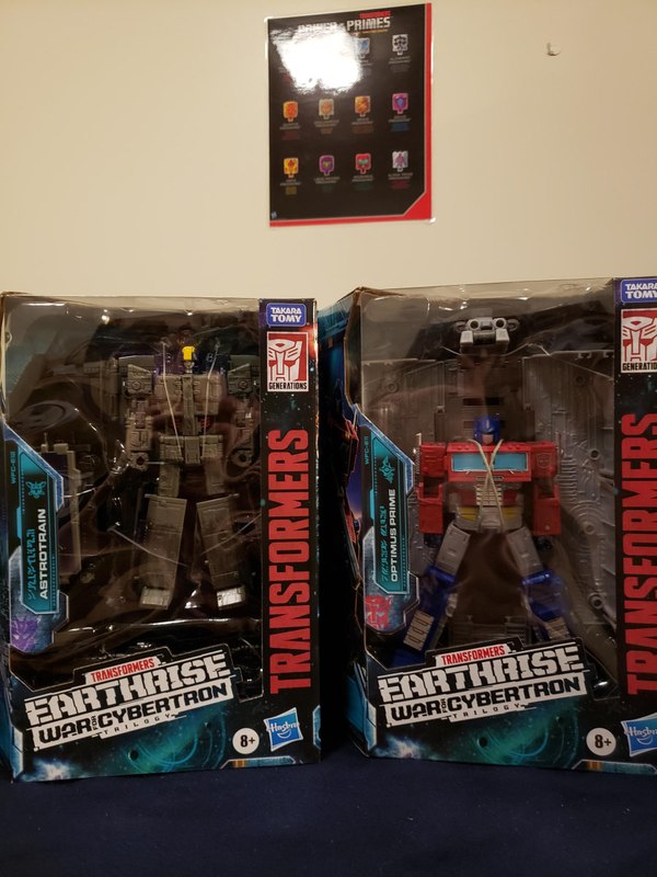 Transformers Earthrise Leader Class Found In The US (2 of 2)